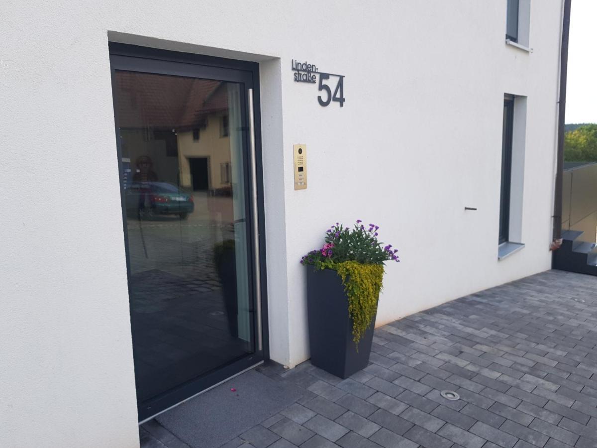 Apartments Bei Playmobil 2,130 M2,24H Self Check-In,Free Parking Zirndorf Luaran gambar