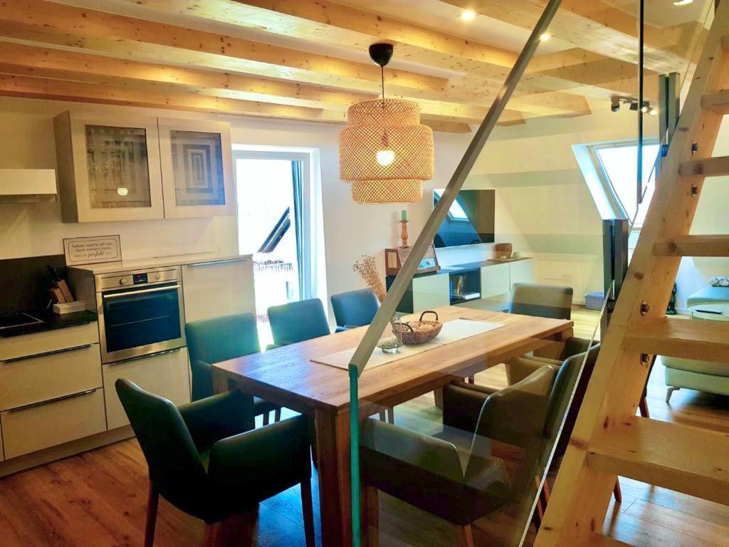 Apartments Bei Playmobil 2,130 M2,24H Self Check-In,Free Parking Zirndorf Luaran gambar