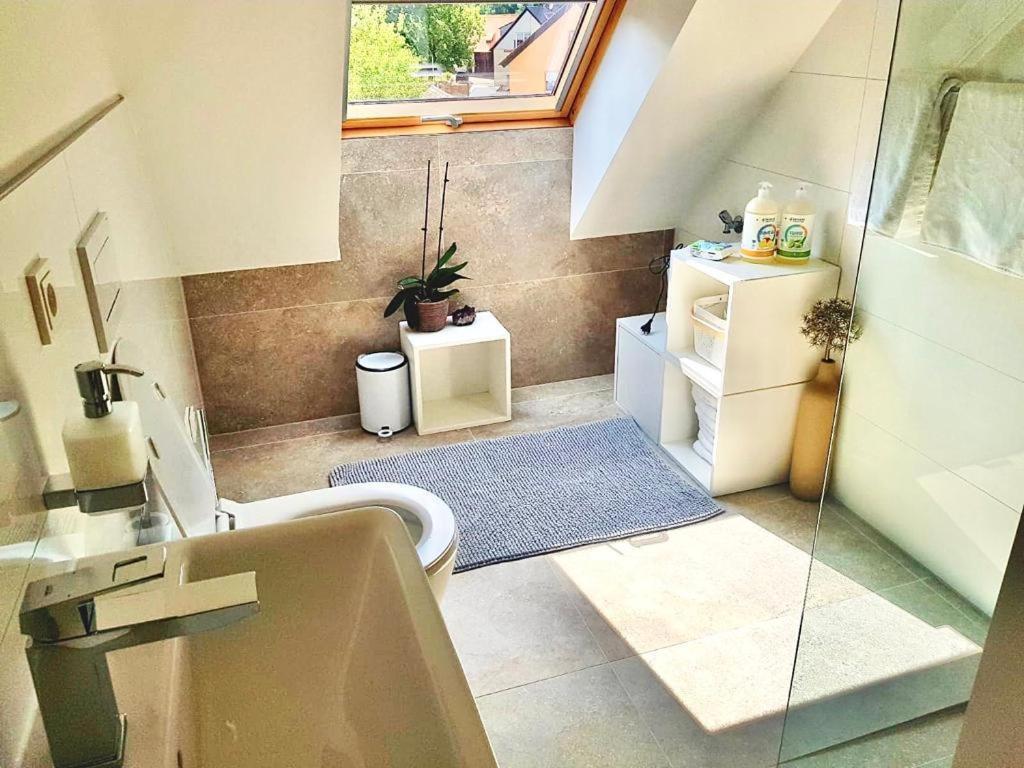 Apartments Bei Playmobil 2,130 M2,24H Self Check-In,Free Parking Zirndorf Luaran gambar
