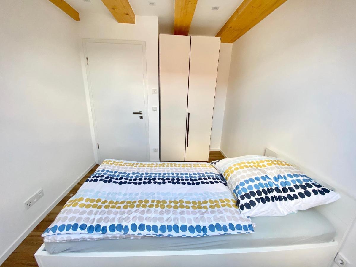 Apartments Bei Playmobil 2,130 M2,24H Self Check-In,Free Parking Zirndorf Luaran gambar